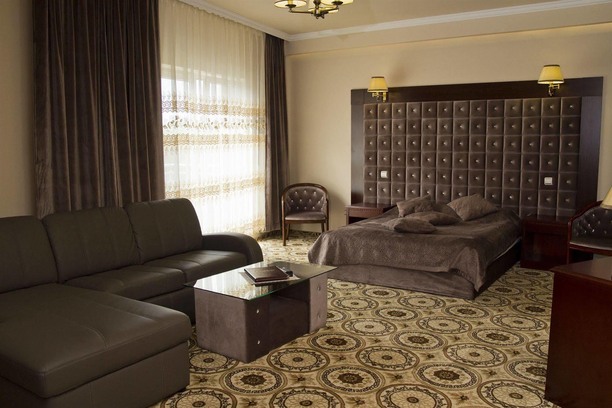Royal Park Hotel & Spa Mielno  Exterior photo